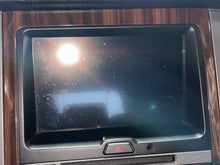 Load image into Gallery viewer, Info-Gps Screen  EXPEDITION 2016 - NW594831
