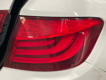 Load image into Gallery viewer, OUTER TAIL LIGHT LAMP 528i 535i 550i Active 5 M5 11 12 13 Right - NW595272
