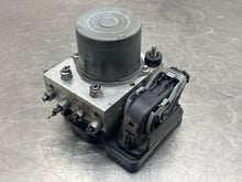 Load image into Gallery viewer, ABS Pump  PROMASTER 2500 VAN 2021 - NW595774
