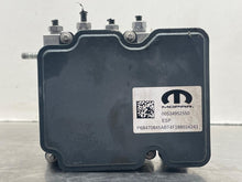 Load image into Gallery viewer, ABS Pump  PROMASTER 2500 VAN 2021 - NW595774
