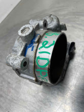 Load image into Gallery viewer, THROTTLE BODY Charger Challenger Avenegr 2011 11 3.6L - NW596197
