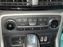 Load image into Gallery viewer, Temperature Controls  ECOSPORT 2019 - NW596159
