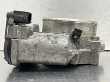 Load image into Gallery viewer, Throttle Body Hyundai Equus 2015 - NW595740
