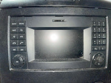 Load image into Gallery viewer, RADIO - NW596182
