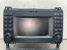 Load image into Gallery viewer, RADIO - NW596182
