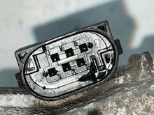 Load image into Gallery viewer, THROTTLE BODY Mercedes ML350 E320 GL350 R320 2007 07 2008 08 2009 09 2010 10 11 - NW595872
