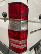 Load image into Gallery viewer, TAIL LAMP LIGHT - NW595875
