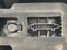 Load image into Gallery viewer, TAIL LAMP LIGHT - NW595875
