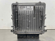 Load image into Gallery viewer, ECU ECM COMPUTER - NW596130
