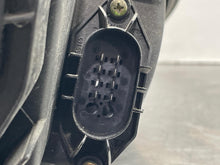 Load image into Gallery viewer, HEADLIGHT LAMP ASSEMBLY Boxster Boxster S 97 98 99 00 01 02 Right - NW596835
