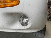 Load image into Gallery viewer, FOG LIGHT Jaguar XJ8 1998 98 1999 99 00 01 02 03 - NW597155
