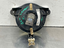 Load image into Gallery viewer, FOG LIGHT Jaguar XJ8 1998 98 1999 99 00 01 02 03 - NW597155
