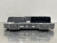 Load image into Gallery viewer, ECU ECM COMPUTER Chevrolet Van GMC Yukon Tahoe Sierra 2010 10 2011 11 - NW597597
