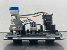 Load image into Gallery viewer, Temperature Controls  EXPRESS 2500 VAN 2014 - NW597677
