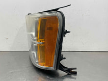 Load image into Gallery viewer, HEADLIGHT LAMP ASSEMBLY Sierra 1500 Pickup Sierra 2500 Pickup 07-14 Left - NW598625
