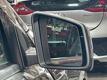 Load image into Gallery viewer, SIDE VIEW DOOR MIRROR Gl350 Gl450 Gl550 ML350 ML450 ML550 11-12 Right - NW598698
