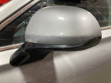 Load image into Gallery viewer, Side View Door Mirror Hyundai Santa Fe 2020 - NW599542
