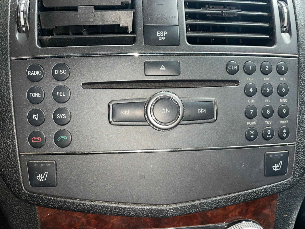 RADIO Mercedes-Benz C250 C300 C350 C63 2010 10 - NW600076