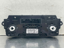 Load image into Gallery viewer, Temperature Controls Volkswagen Beetle 2012 - NW600169
