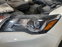 Load image into Gallery viewer, HEADLIGHT LAMP ASSEMBLY Nissan Pathfinder 17 18 19 20 Left - NW600053
