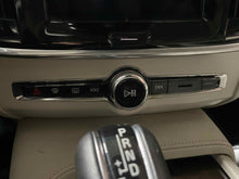 Load image into Gallery viewer, RADIO Volvo S90 V90 XC60 XC90 16 17 18 19 20 - NW600907
