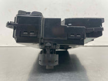 Load image into Gallery viewer, TEMPERATURE CONTROLS Hyundai Azera 2015 15 2016 16 2017 17 - NW601322
