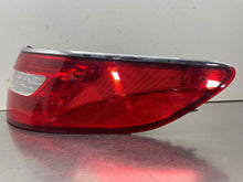 Load image into Gallery viewer, OUTER TAIL LIGHT LAMP Hyundai Azera 12 13 14 15 16 17 Right - NW601064

