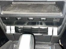 Load image into Gallery viewer, FRONT TEMPERATURE CONTROLS Cayenne 2008 08 2009 09 2010 10 - NW601160
