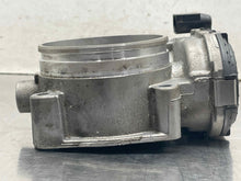 Load image into Gallery viewer, THROTTLE BODY Cayman Panamera Cayenne 2007 07 08 09 10 11 12 13 14 - NW601525
