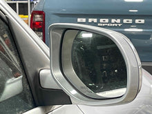 Load image into Gallery viewer, Side View Door Mirror  PORSCHE CAYENNE 2008 - NW600986
