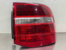 Load image into Gallery viewer, TAIL LIGHT LAMP ASSEMBLY Cayenne 2008 08 2009 09 2010 10 Right - NW601066
