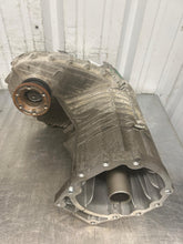 Load image into Gallery viewer, TRANSFER CASE Porsche Cayenne 2008 08 2009 09 - NW601224
