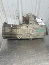Load image into Gallery viewer, TRANSFER CASE Porsche Cayenne 2008 08 2009 09 - NW601224
