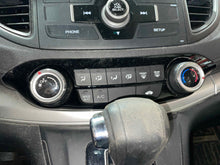 Load image into Gallery viewer, TEMPERATURE CONTROLS Honda CR-V 2015 15 2016 16 - NW601465
