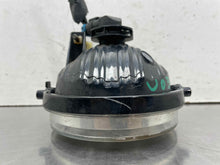 Load image into Gallery viewer, Fog Light Sierra 1500 2500 3500 Pickup 2003 03 2004 04 Right - NW602471
