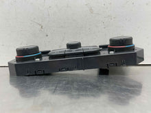 Load image into Gallery viewer, Temperature Controls  SILVERADO 1500 PICKUP 2019 - NW602233
