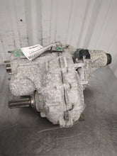Load image into Gallery viewer, Transfer Case  SILVERADO 1500 PICKUP 2019 - NW602266
