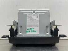 Load image into Gallery viewer, Radio  RAV4 2018 - NW602911
