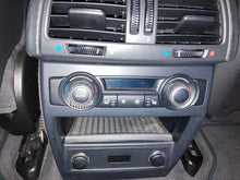 Load image into Gallery viewer, REAR TEMPERATURE CONTROLS BMW X5 07 08 09 10 11 12 13 - NW602633

