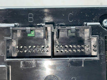 Load image into Gallery viewer, Temperature Controls Volkswagen Passat 2020 - NW603228
