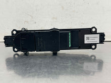 Load image into Gallery viewer, Temperature Controls  VOLVO S60 2022 - NW603772

