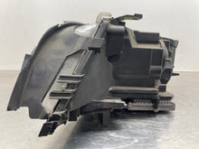 Load image into Gallery viewer, HEADLIGHT LAMP ASSEMBLY 325ci 325i 330ci 330i 330xi 04-06 Right - NW604256
