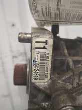 Load image into Gallery viewer, TRANSFER CASE Santa Fe Sorento Sportage 11 12 13 14 15 16 - NW604305

