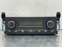 Load image into Gallery viewer, Temperature Controls Chevrolet Corvette 2007 - NW603124
