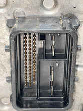 Load image into Gallery viewer, ABS PUMP XLR Corvette 2005 05 2006 06 2007 07 2008 08 - NW603277
