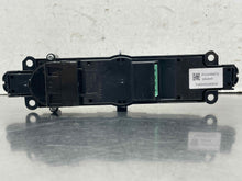 Load image into Gallery viewer, Temperature Controls Volvo XC40 2019 - NW603931
