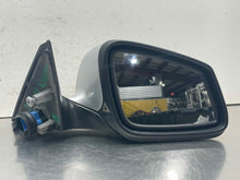 Load image into Gallery viewer, SIDE VIEW DOOR MIRROR BMW 640I 650i Alpina B6 12 13 14 15 Right - NW605296
