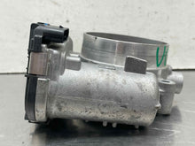 Load image into Gallery viewer, THROTTLE BODY Charger Challenger Avenegr 2011 11 3.6L - NW605419
