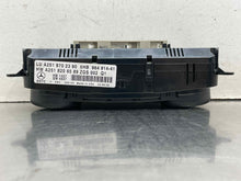 Load image into Gallery viewer, FRONT TEMPERATURE CONTROLS Gl320 Gl350 Gl450 Gl550 ML320 ML350 08-11 - NW604750
