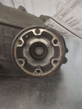 Load image into Gallery viewer, TRANSFER CASE ML320 ML350 ML550 E320 E350 GL450 06 07 08 09 - 12 - NW605197
